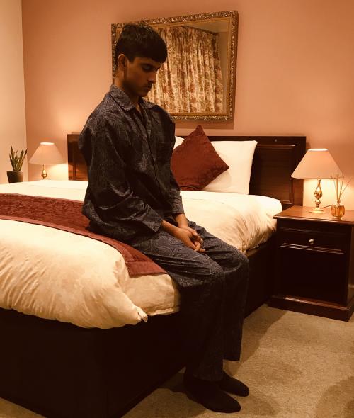 Neck stretch 2.jpg_1582125509