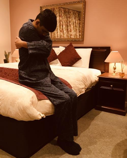 Bear hug.jpg_1582125502